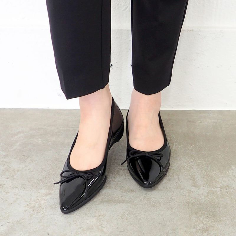 ブラックエナメル