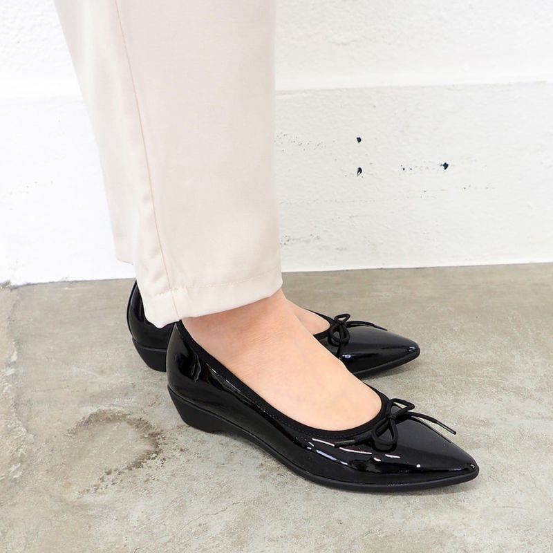 ブラックエナメル