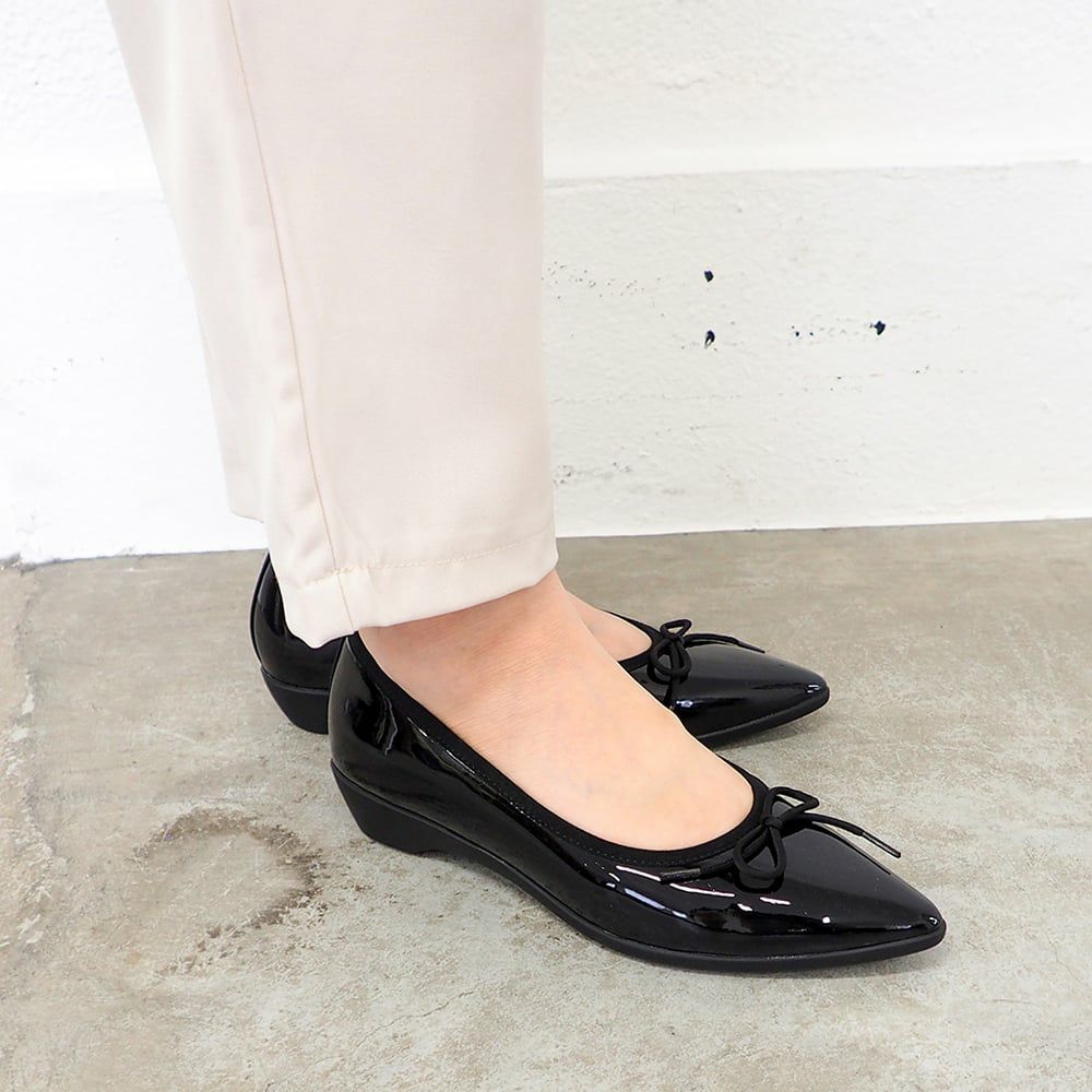 ブラックエナメル