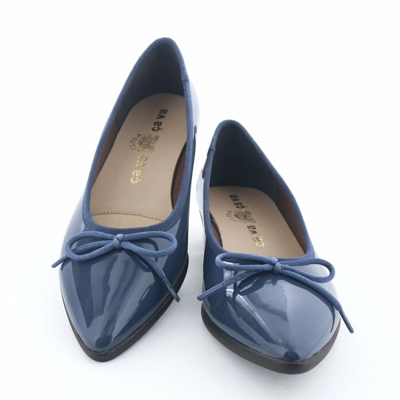 きちんと感あるすっきりトゥでオンタイムにも活躍しそう