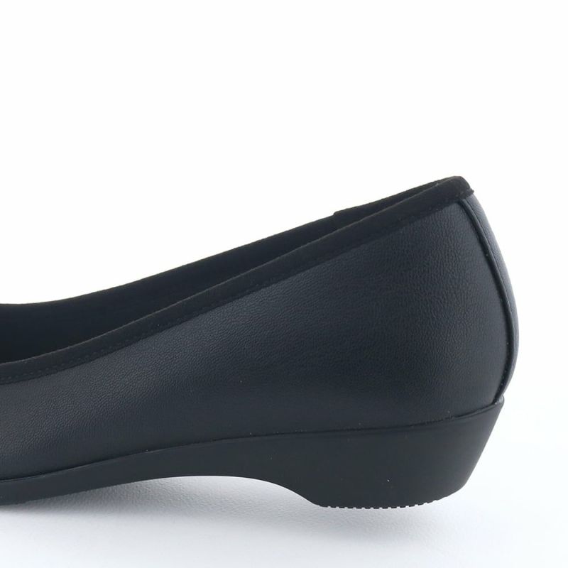 ヒールの高さ：約3.0cm