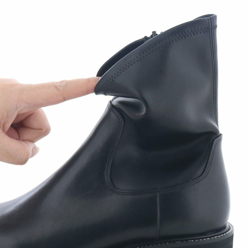 筒部分はとってもソフト。足の動きを妨げません