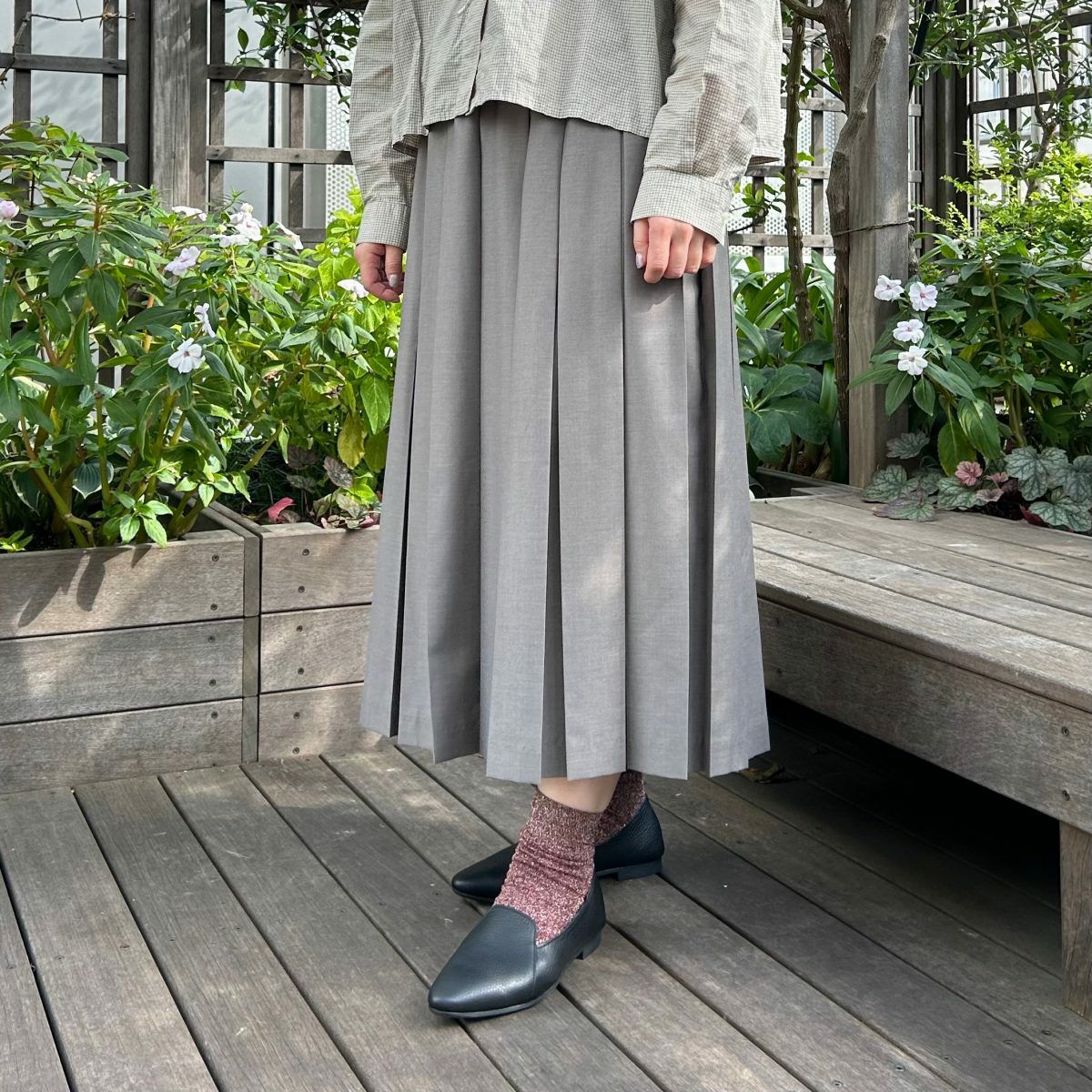 スタッフ着用：ブラック