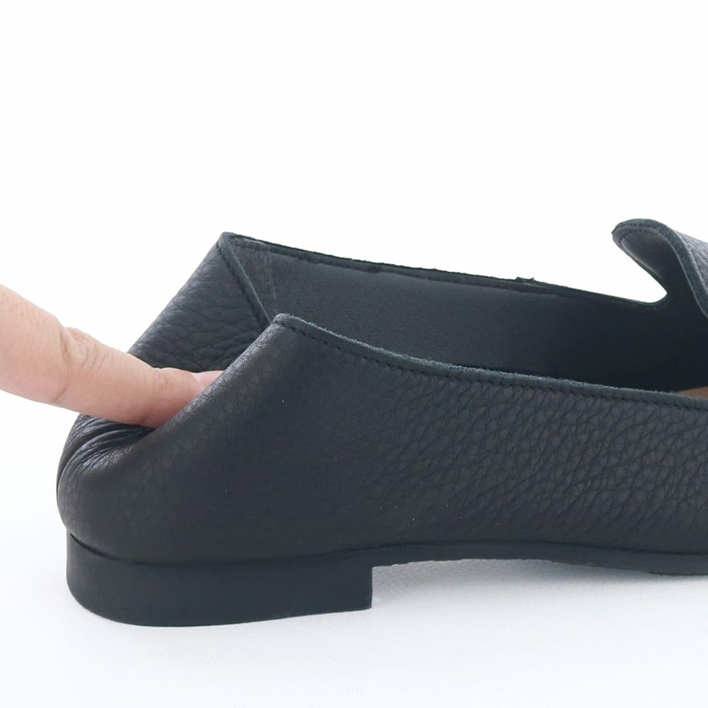 カカトもソフト。靴擦れしにくくなっています