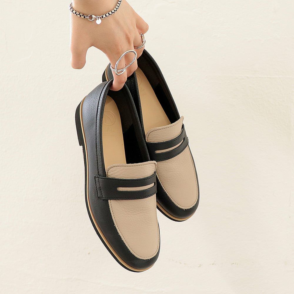 グレージュコンビ