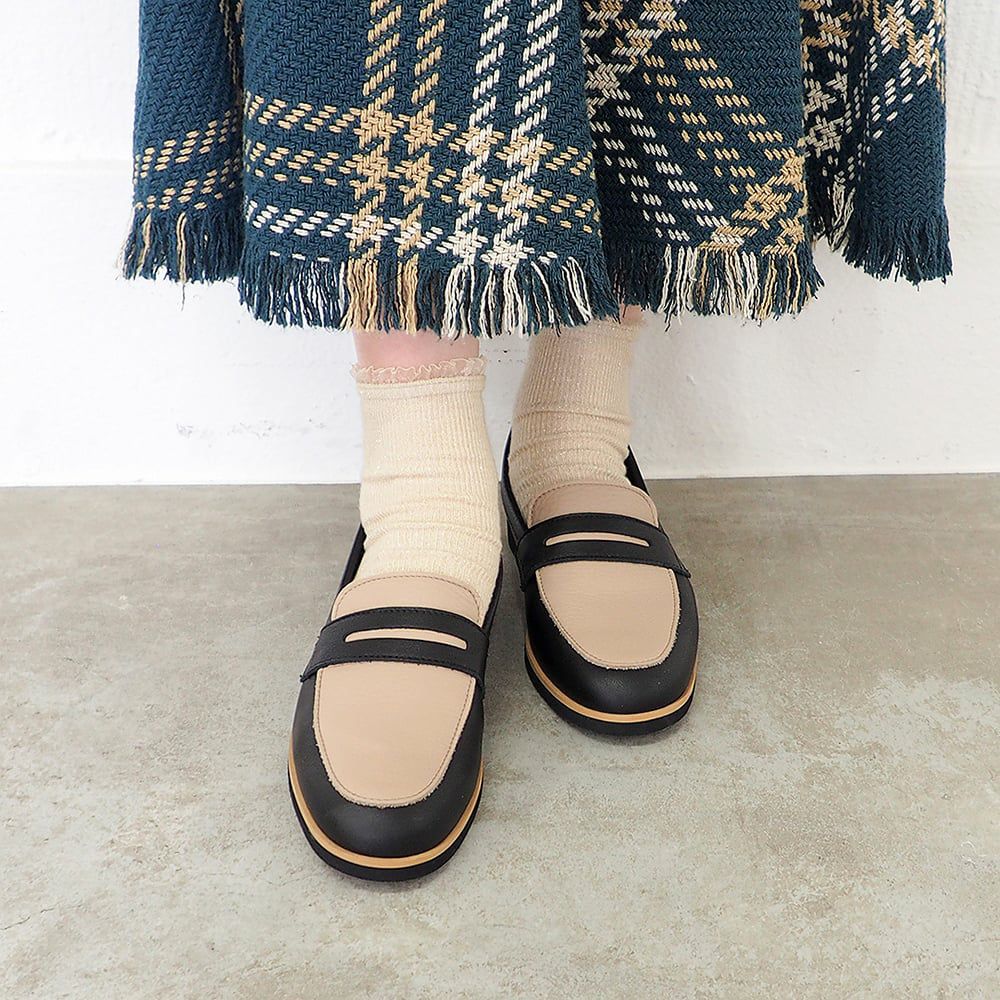 グレージュコンビ