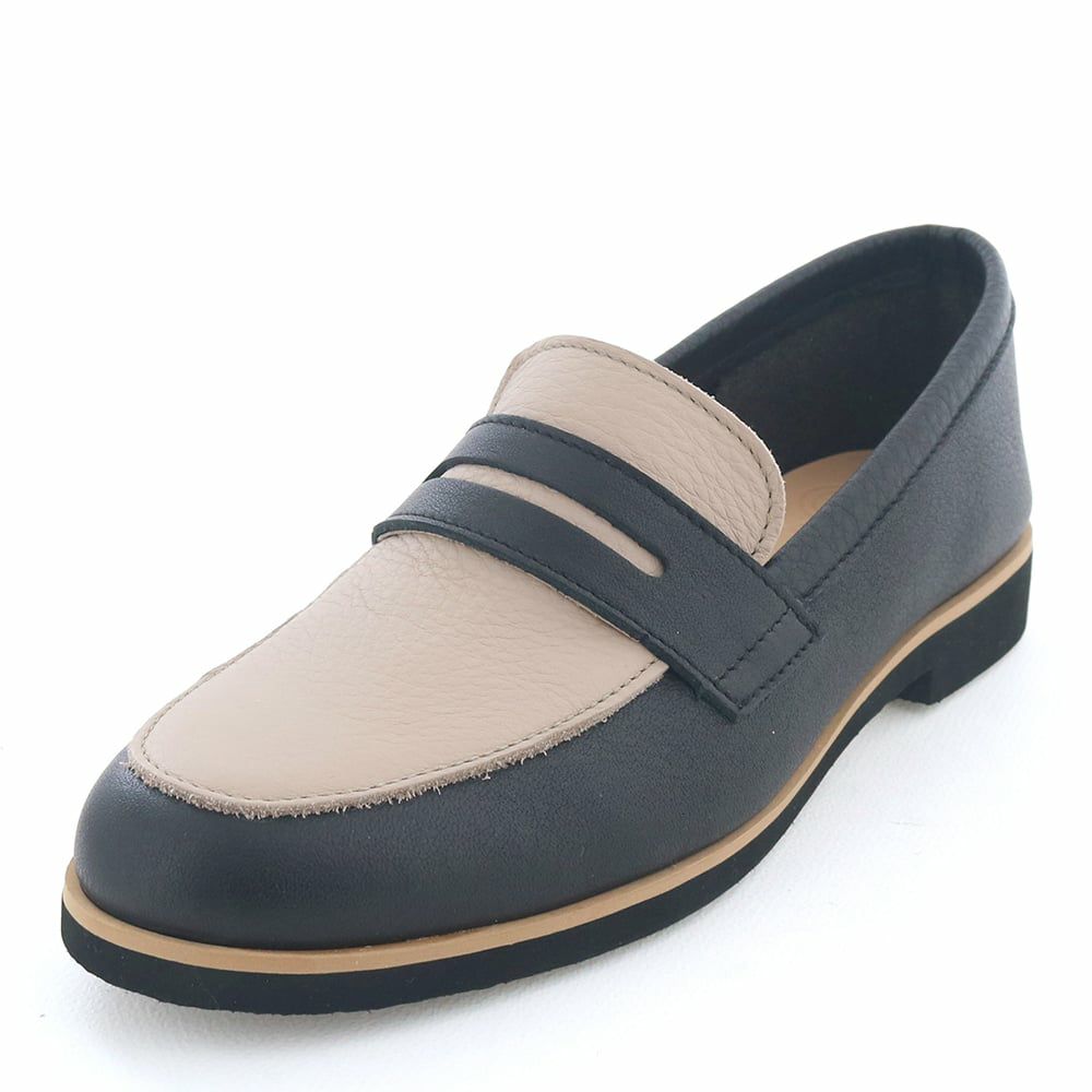 グレージュコンビ