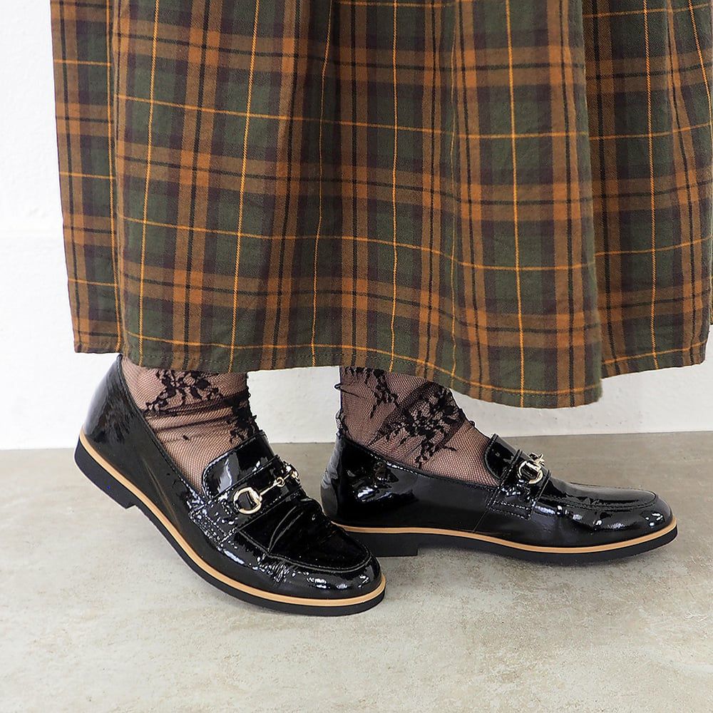 ブラックエナメル