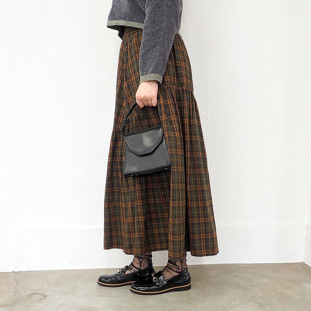 ブラックエナメル