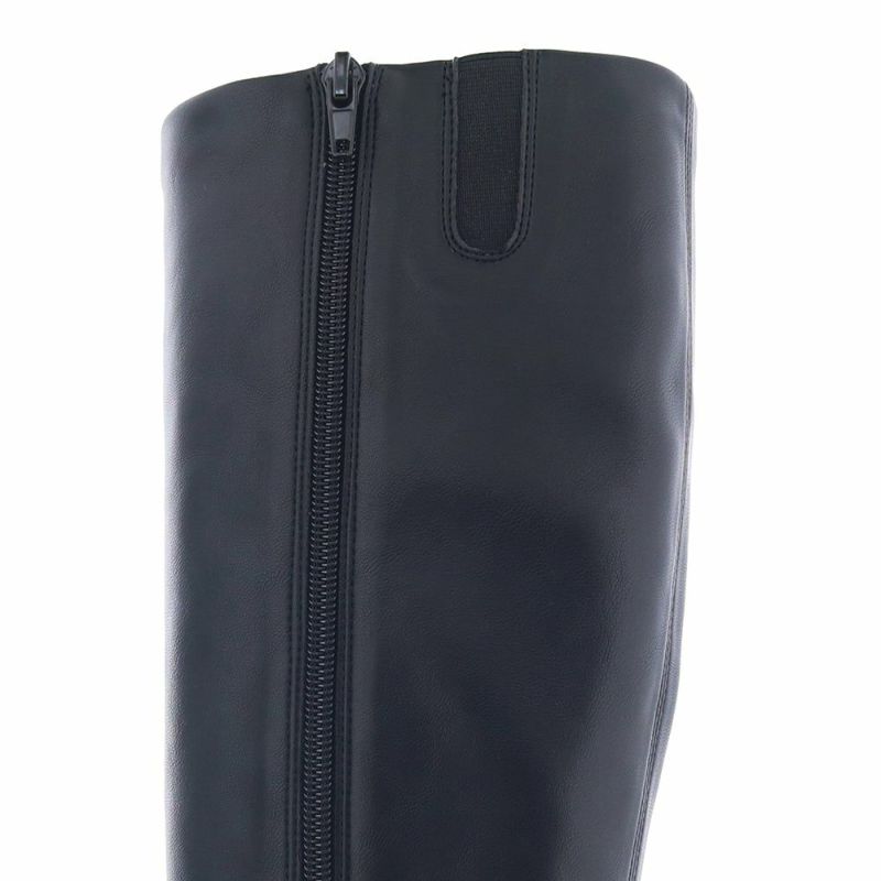 内ファスナーで着脱スムーズです