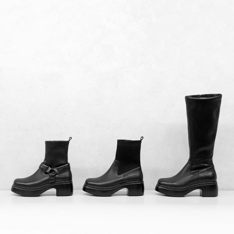 同じ厚底モールドソールを使ったブーツは他にも