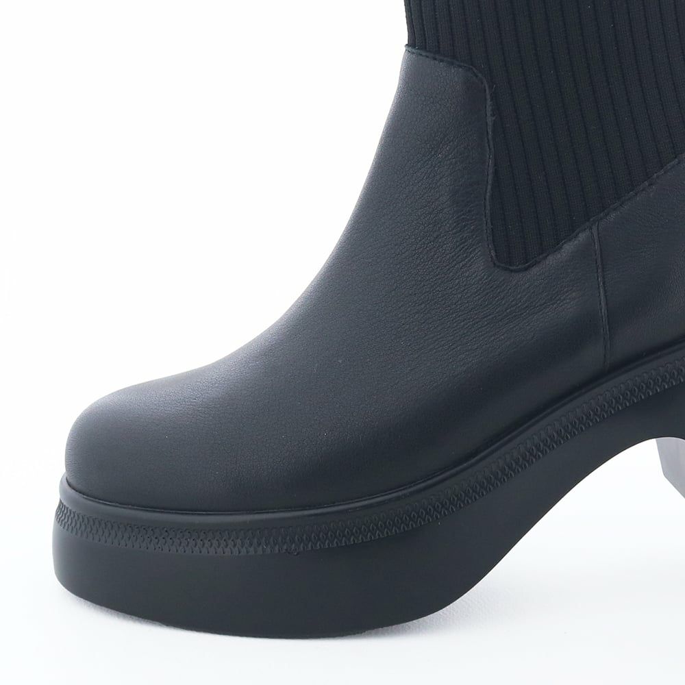 前底の厚さ：約4.0cm