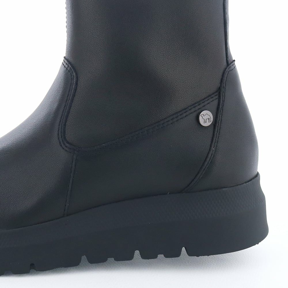 ヒールの高さ：約4.5cm