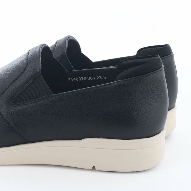 ヒールの高さ：約3.0cm