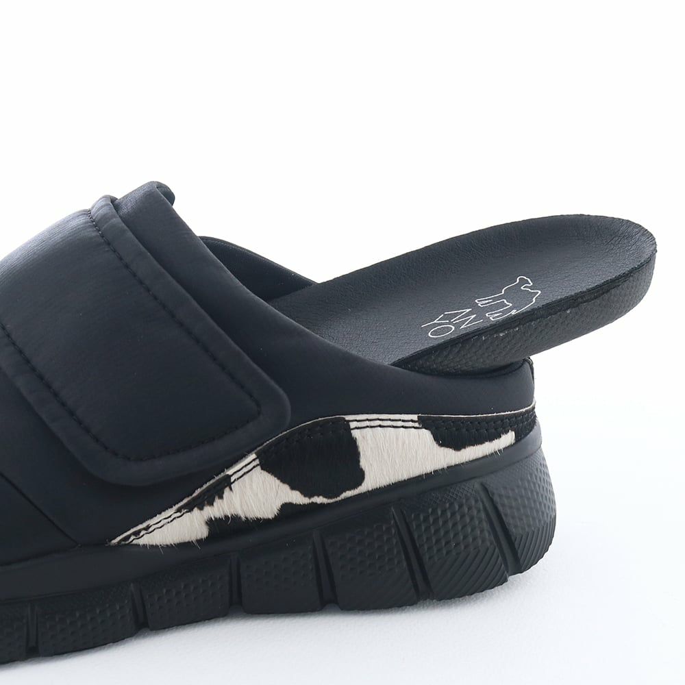 インソールは取り外し可能なカップインソール