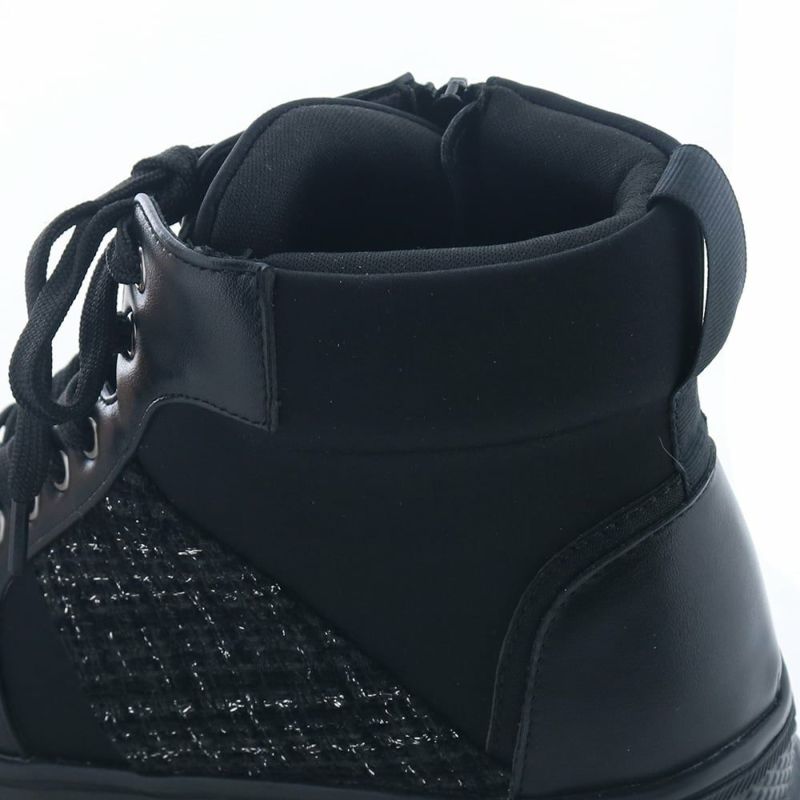 擦れやすい足首回りもたっぷりクッションでソフトに