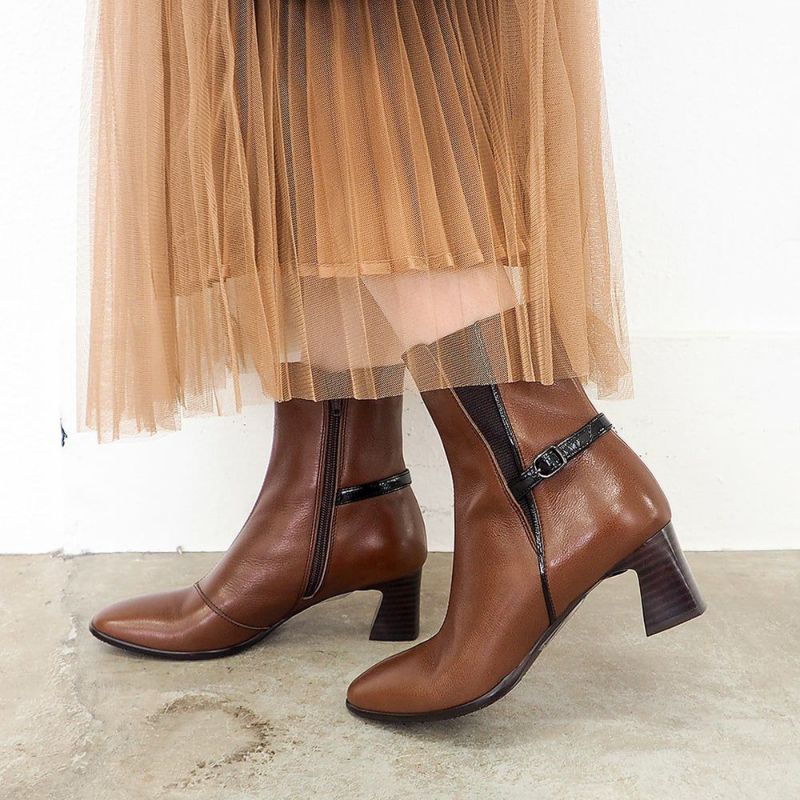 ダークブラウンコンビ