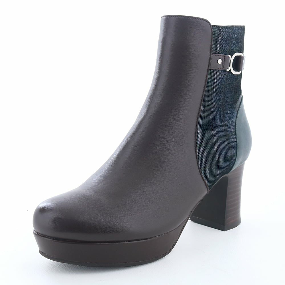 ダークブラウンコンビ