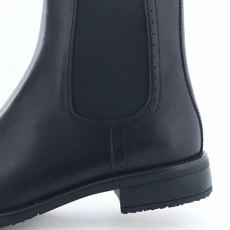 ヒールの高さ：約3.0cm