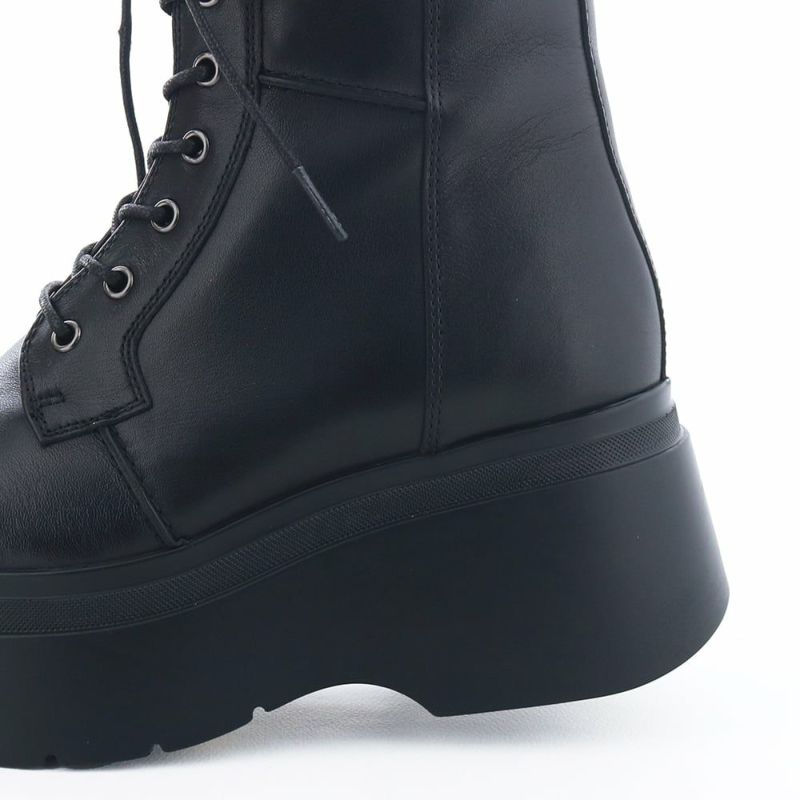 ヒールの高さ：約7.5cm