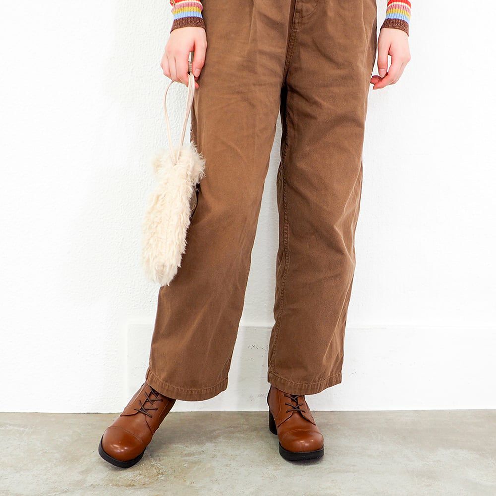 マロンブラウン