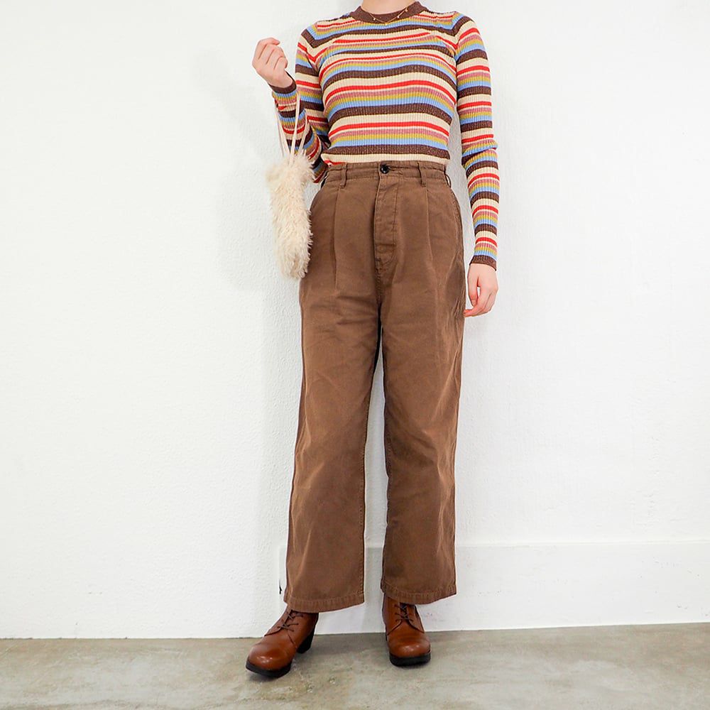 マロンブラウン