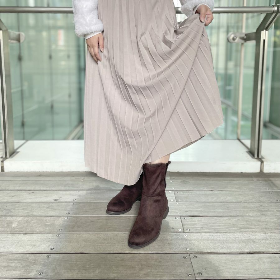 スタッフ着用：ダークブラウン