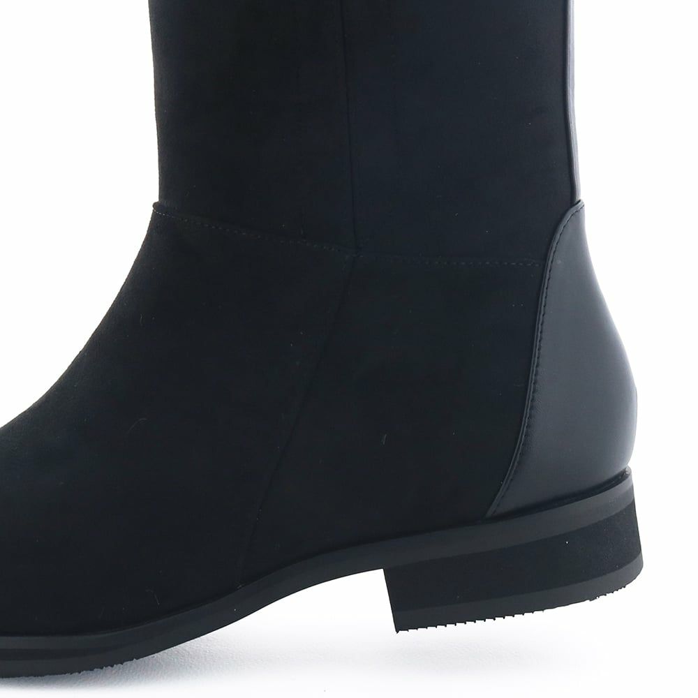 ヒールの高さ：約3.0cm