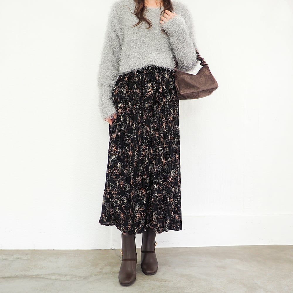 ダークブラウン