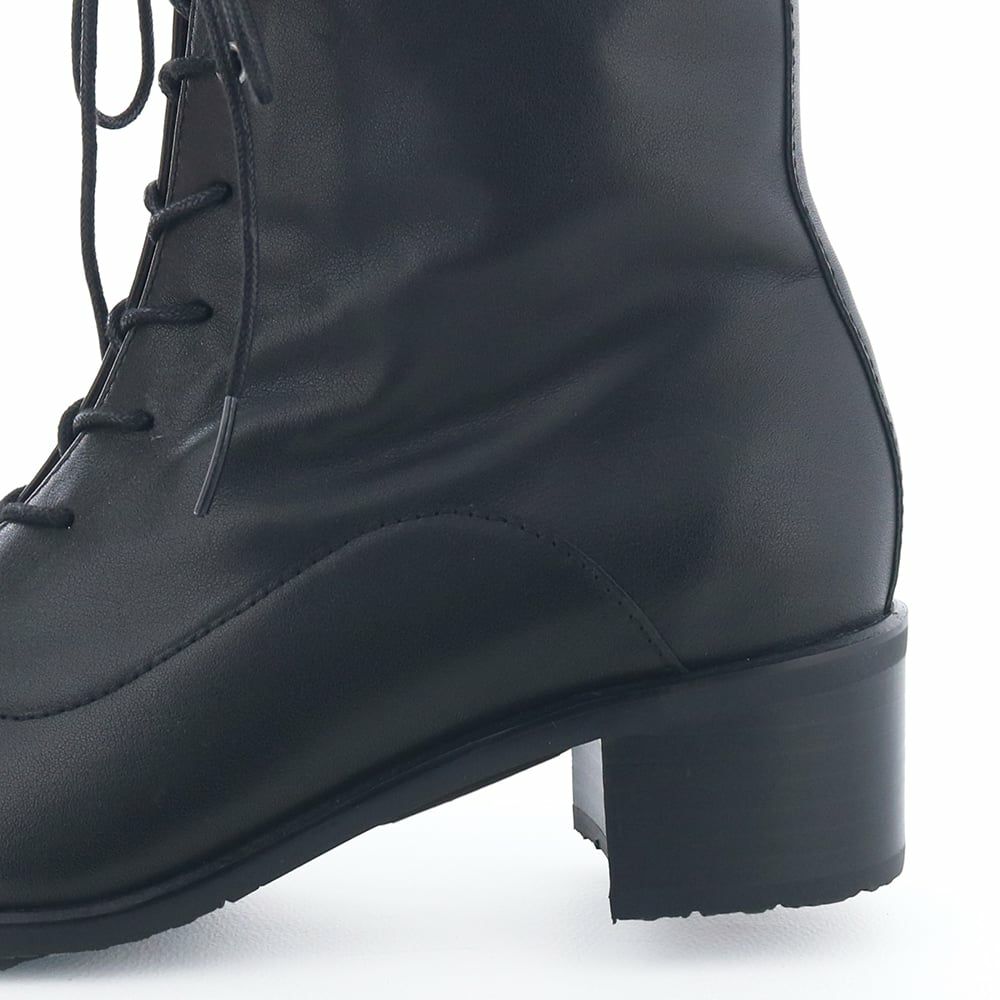 ヒールの高さ：約4.5cm