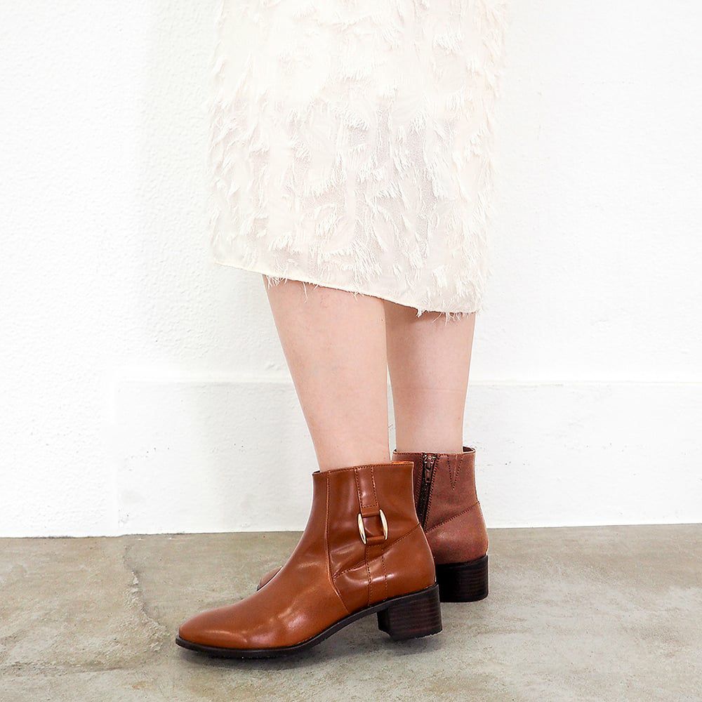 マロンブラウン