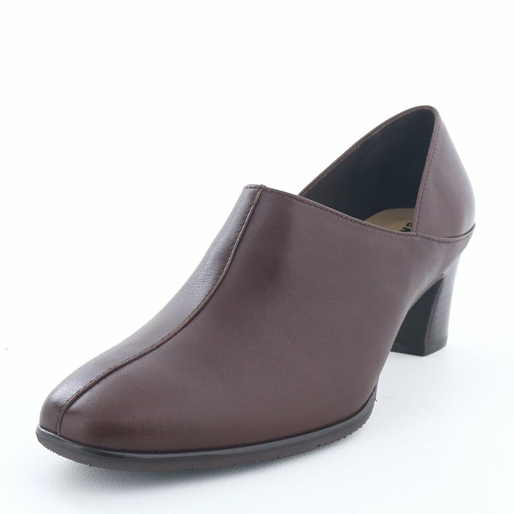 ダークブラウン