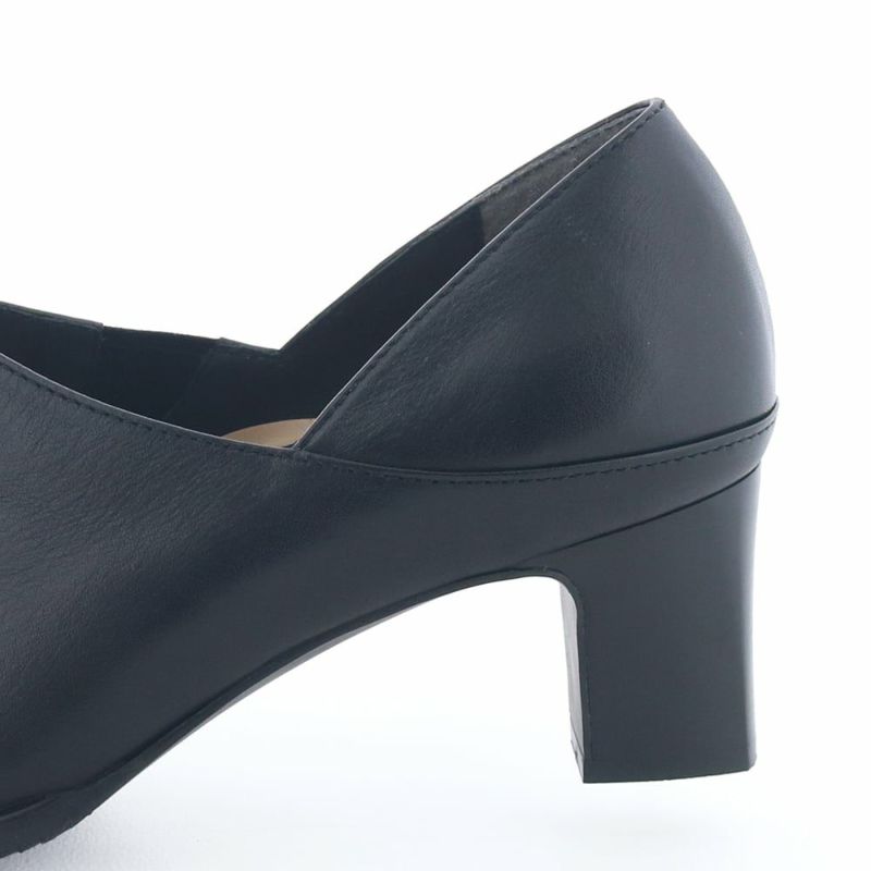 ヒールの高さ：約5.5cm