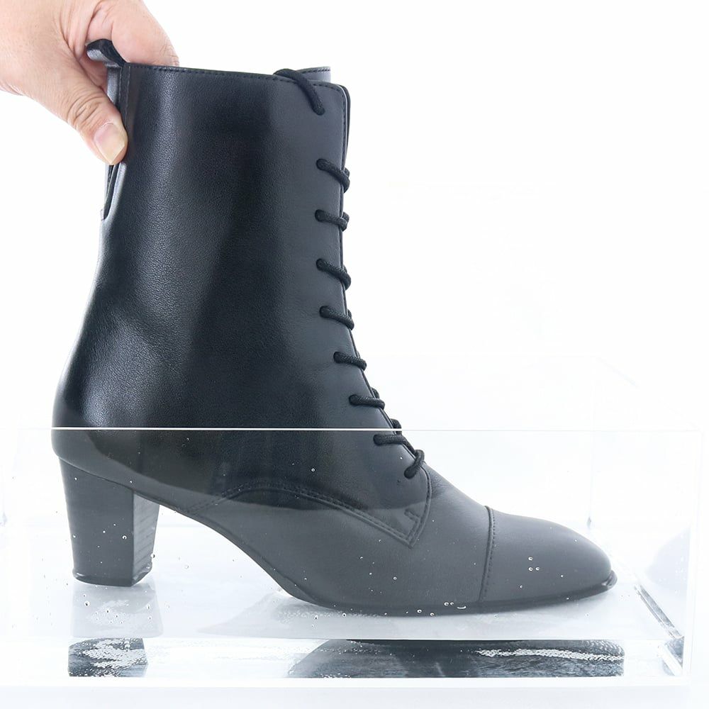 水深2.5cm×2時間の浸水試験をクリアしています