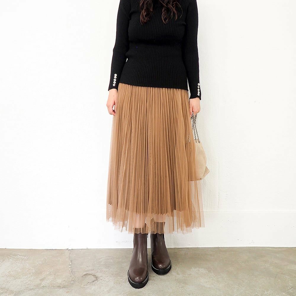 ダークブラウン