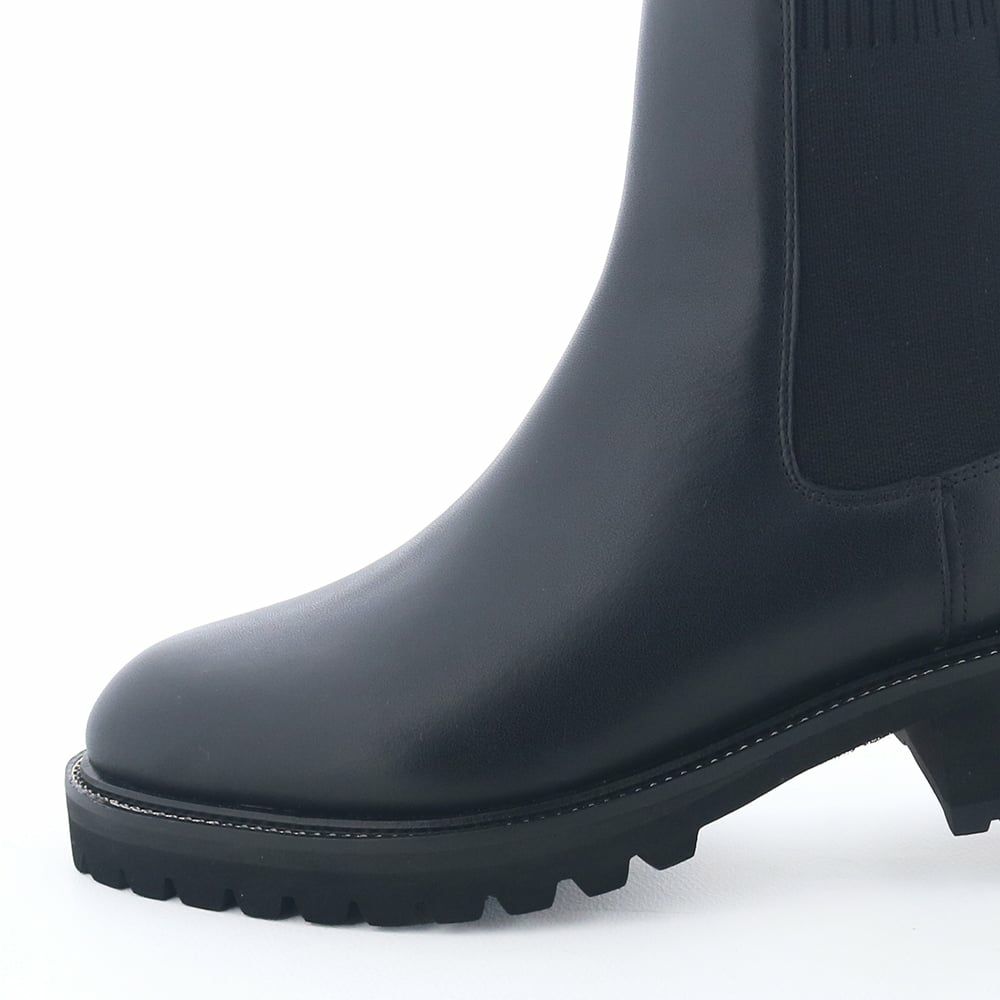 前底の厚さ：約2.0cm