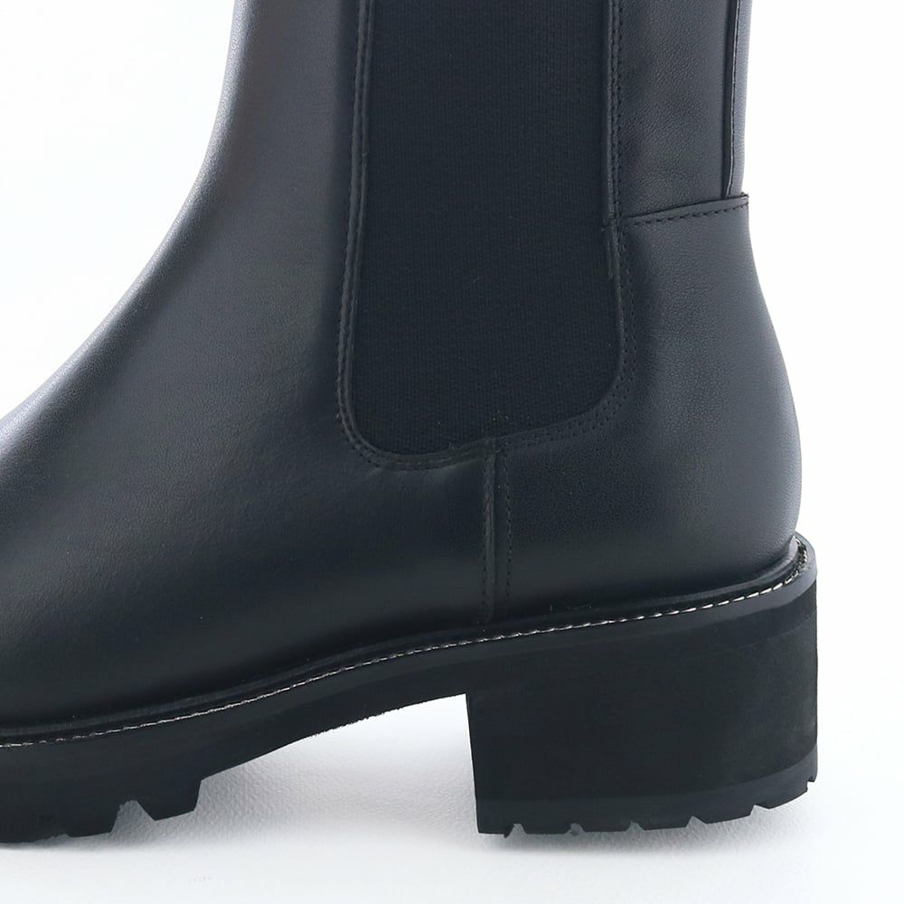 ヒールの高さ：約4.5cm