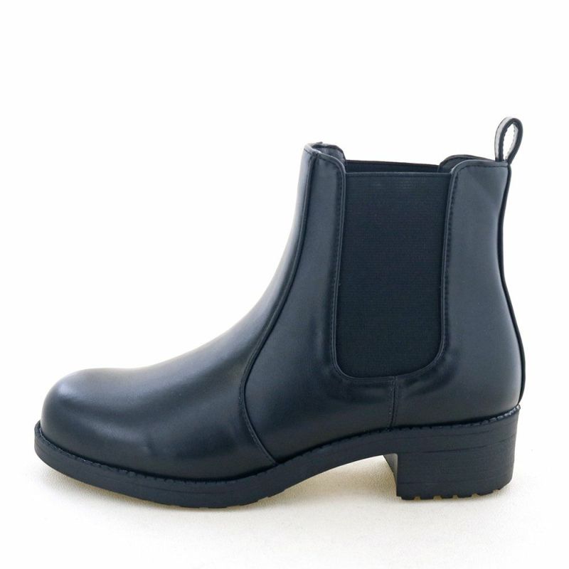 昨年人気の晴雨兼用サイドゴアが今年も登場