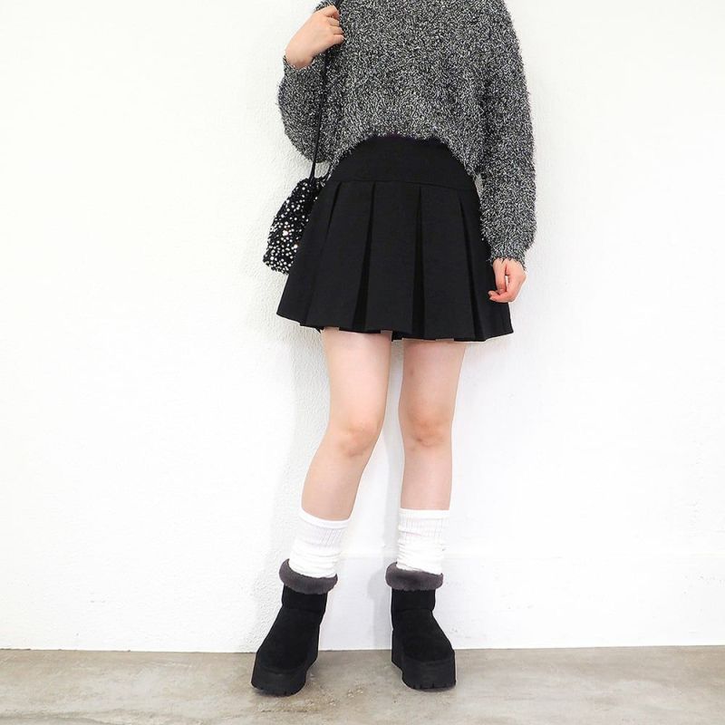 ブラック