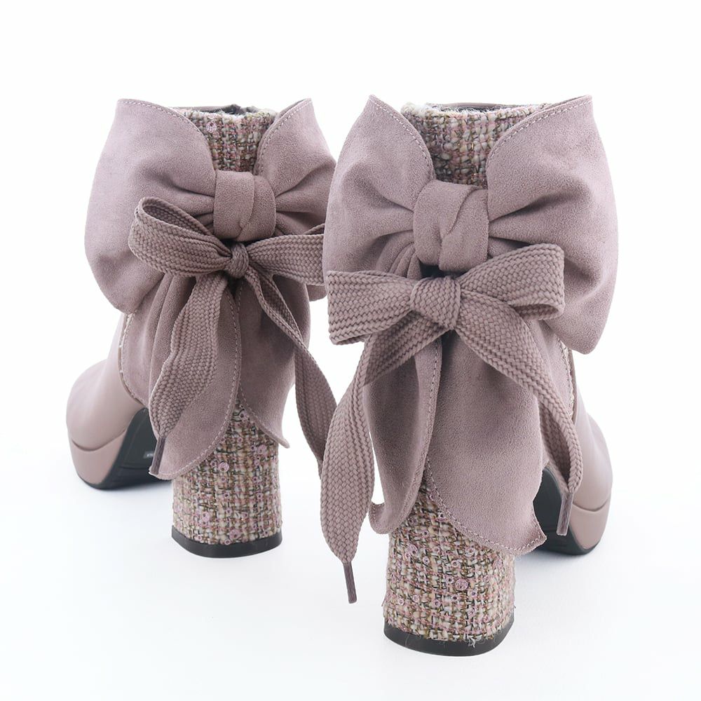 ストーム×ヒールでスタイルも底上げしてくれます