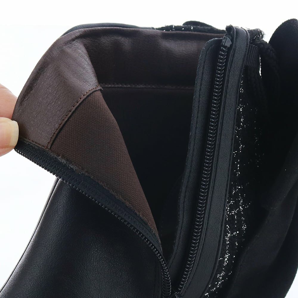 ライニングはスポンジ入りのふんわり生地で足あたりがソフト