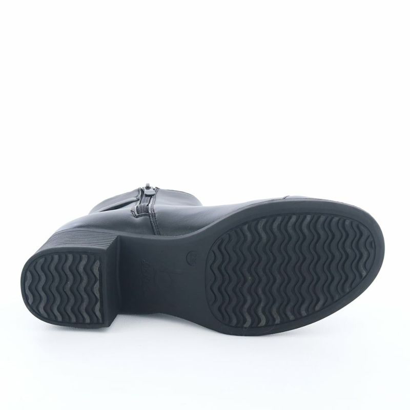 歩きやすさに定評のあるブランドオリジナルソール