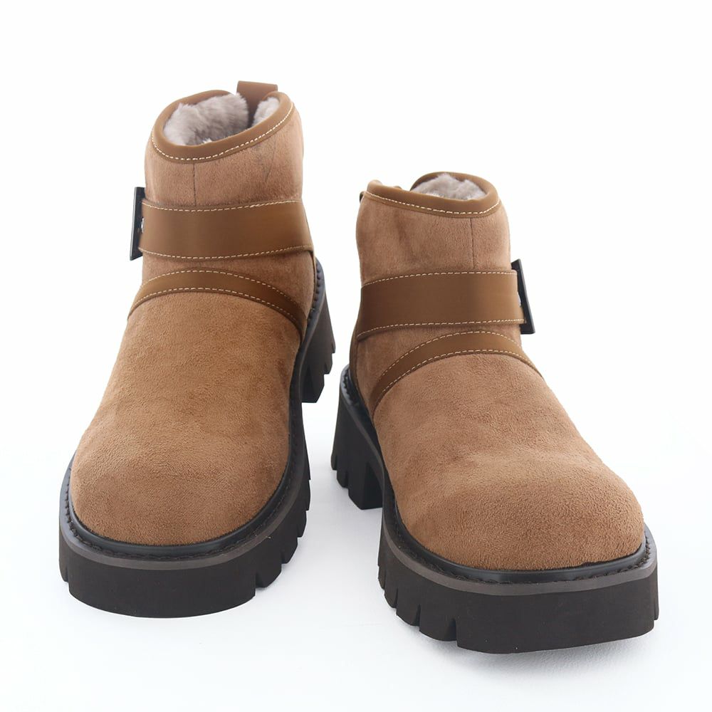 ムートン×エンジニアのハイブリットなデザインは存在感たっぷり