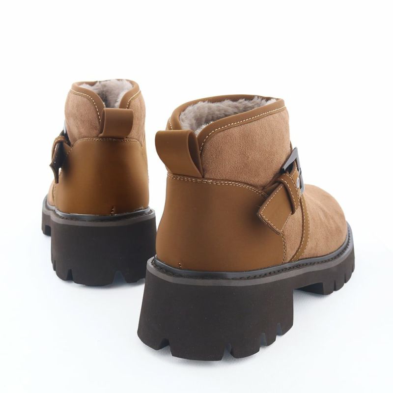 暖かく足元を守りつつ、可愛さもしっかり確保した一足です