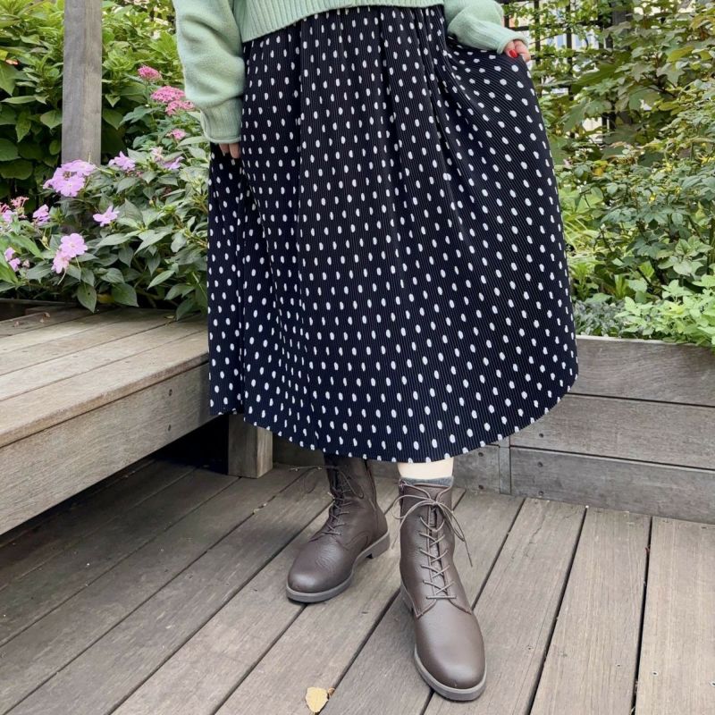 スタッフ着用：ダークブラウン