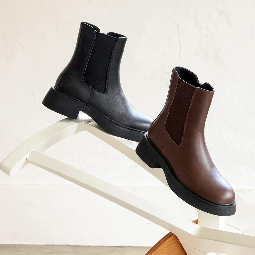 プレーンサイドゴアブーツ