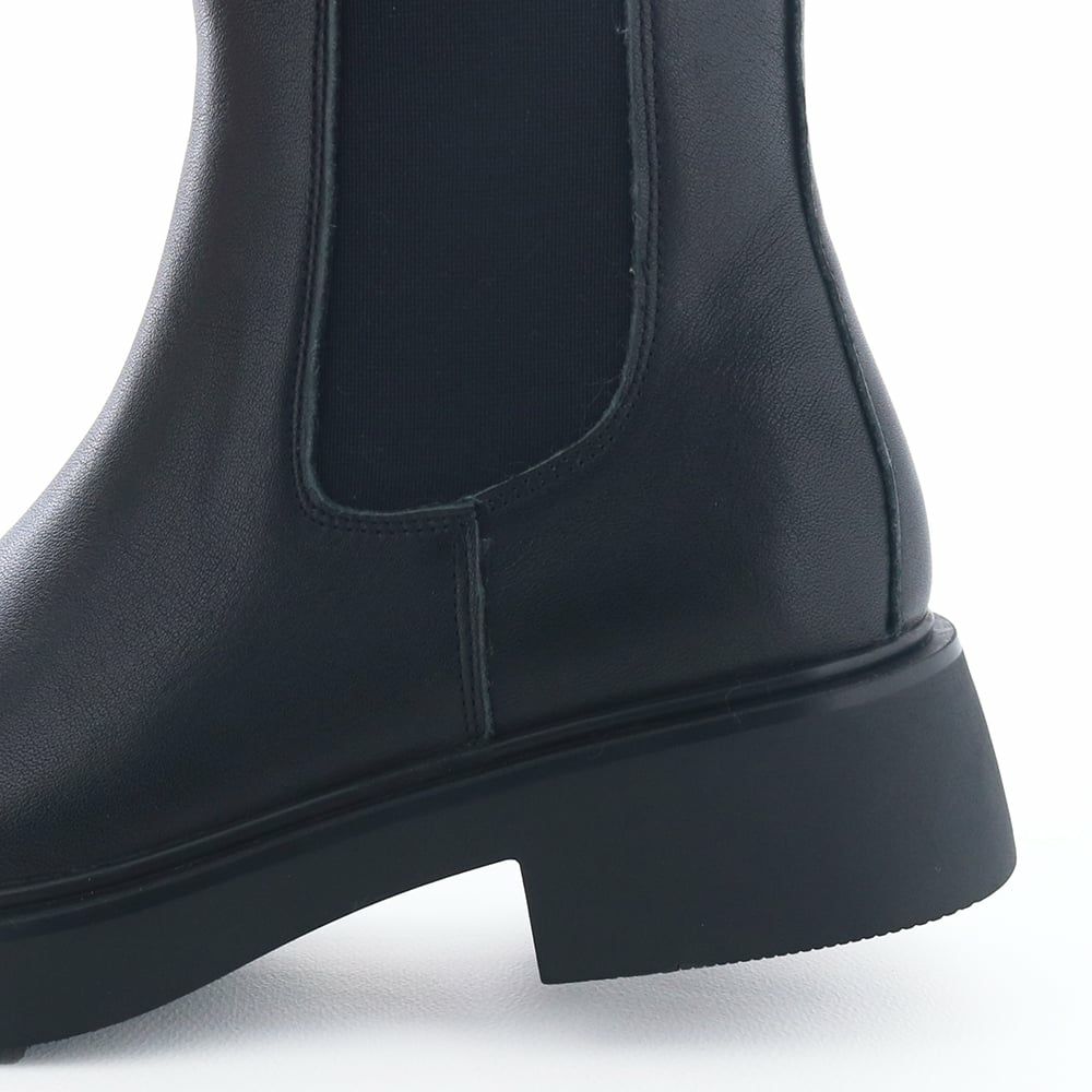 ヒールの高さ：約4.0cm