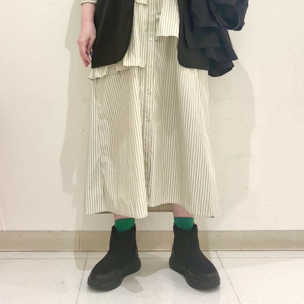 スタッフ着用：ブラックコンビ