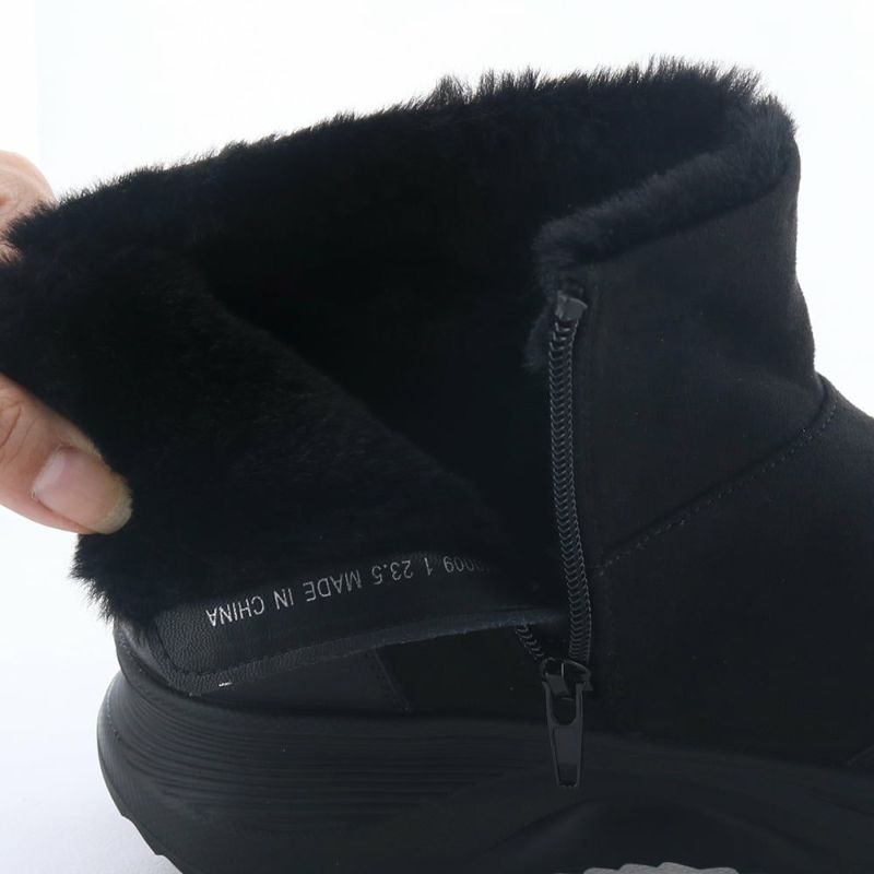 防寒対策はばっちり。足元を暖かく保ちます