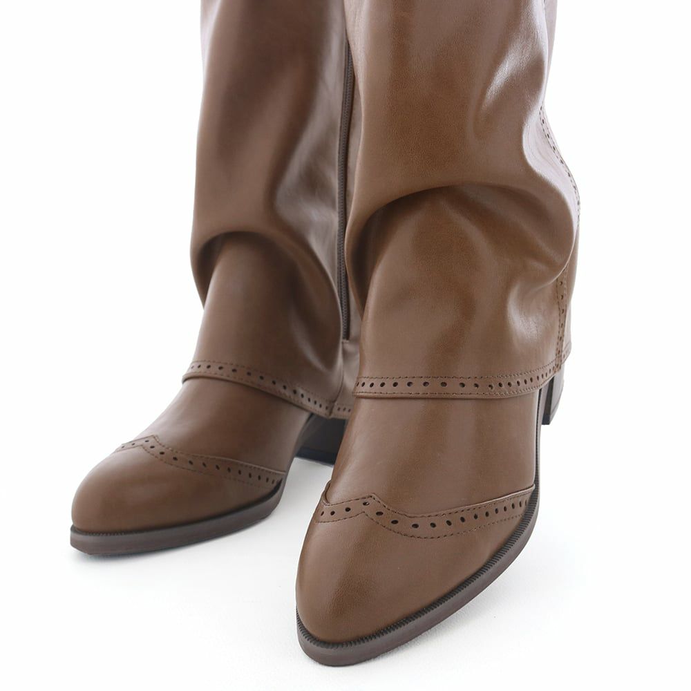 ウェスタンらしいシャープなトゥラインが特徴